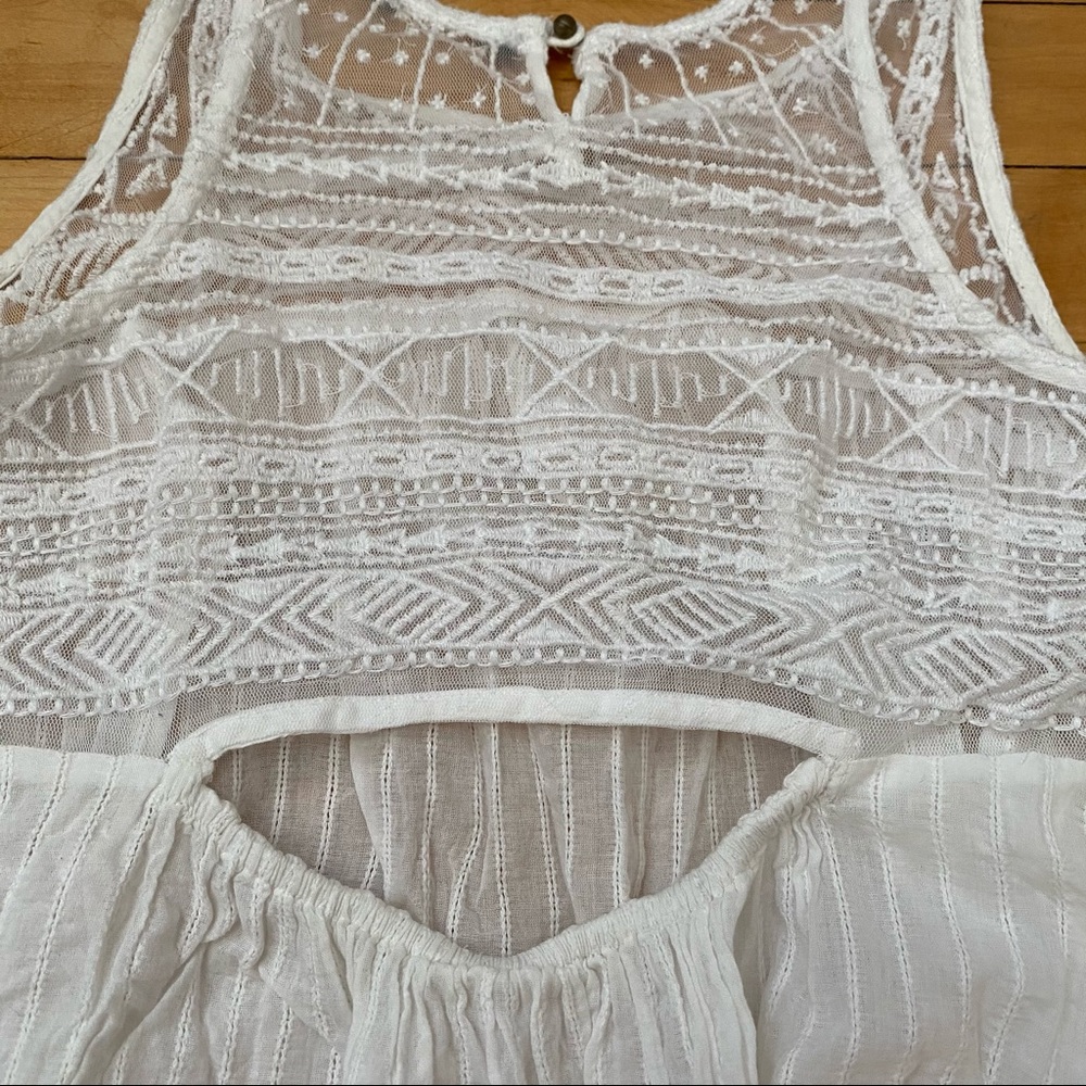 F21 Flowy Tank Top - Picture 4 of 4